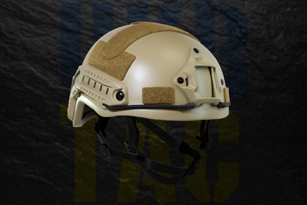 Ballistic helmet made of Kevlar (Coyote)