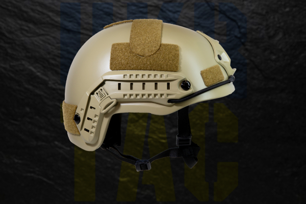 Ballistic helmet made of Kevlar (Coyote)